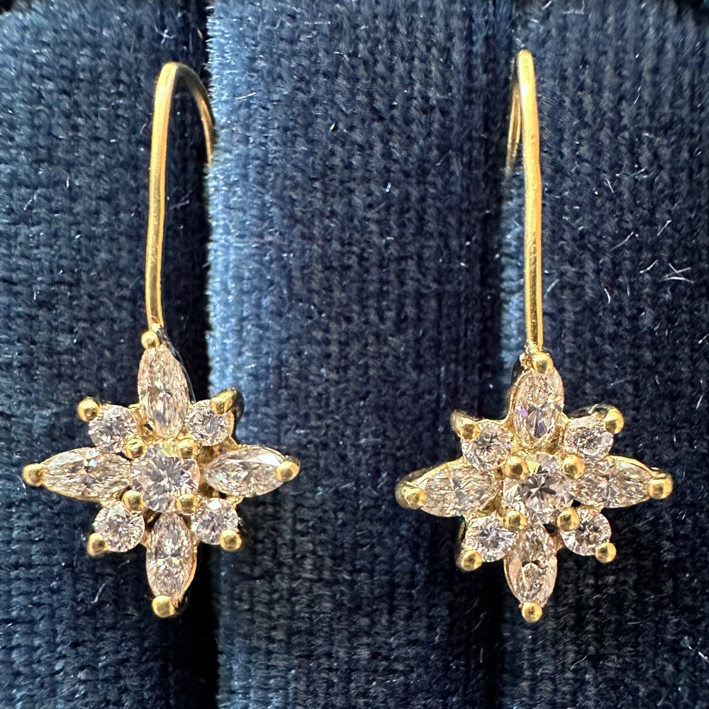 Designer KWIAT ~ 18K Yellow Gold Diamonds STAR Drop Earrings .90 TCW ~Ret. $4550